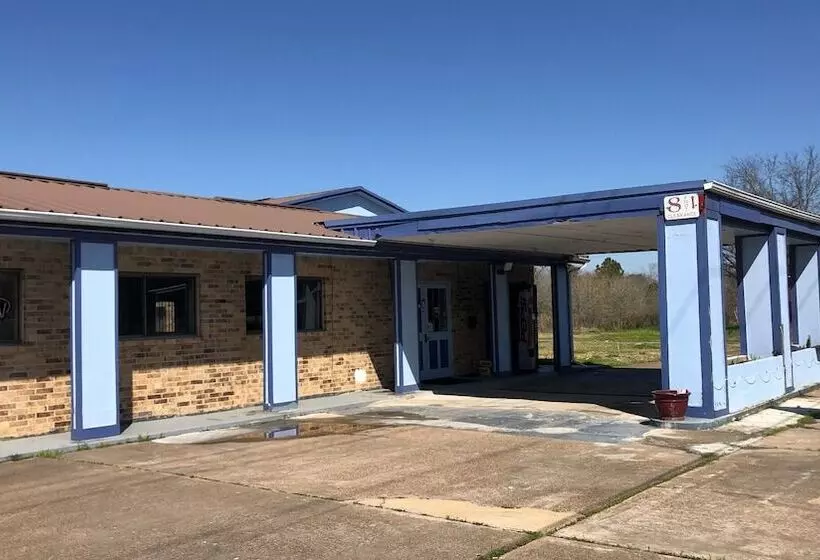 Motelli Lake Country Inn