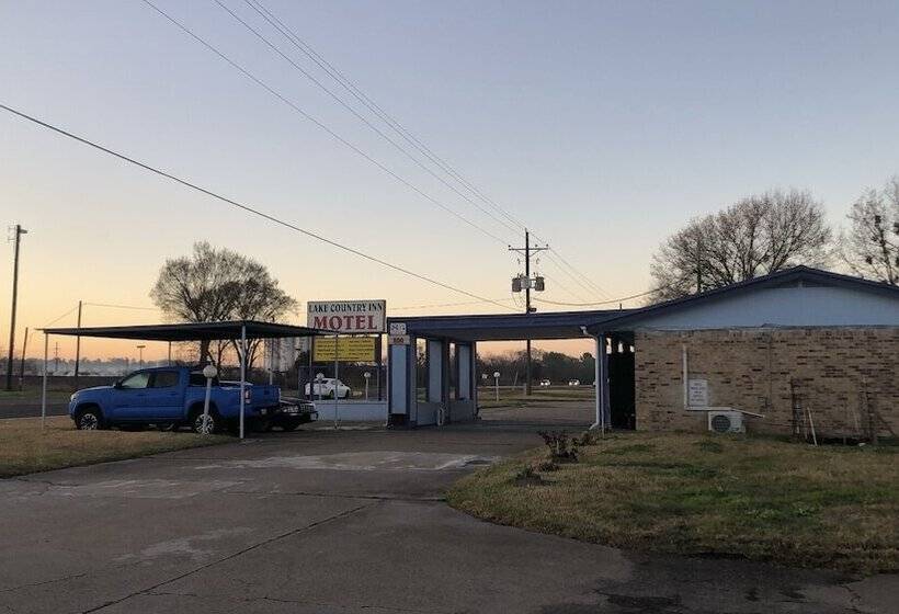 فندق على الطريق Lake Country Inn