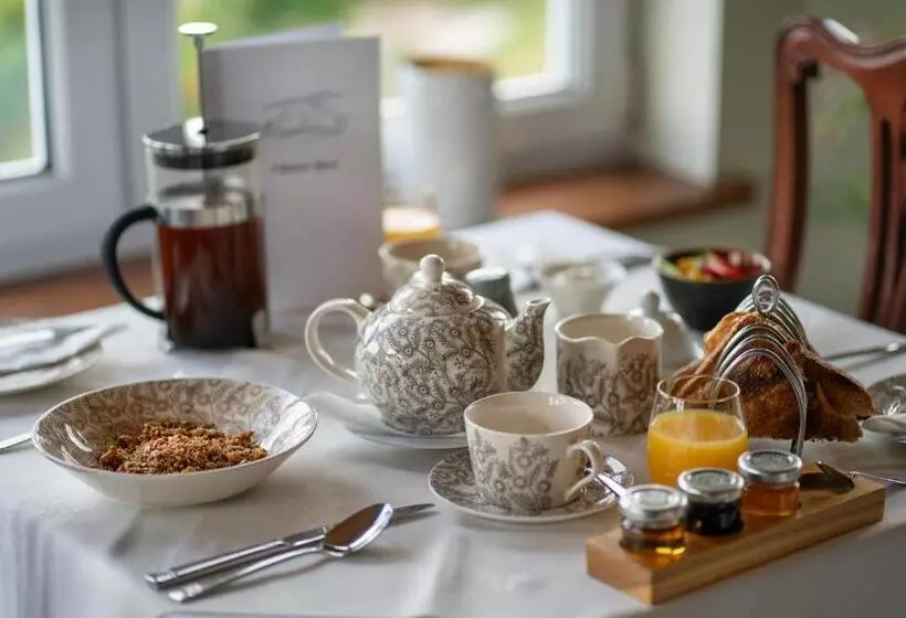 ペンション Killoran House