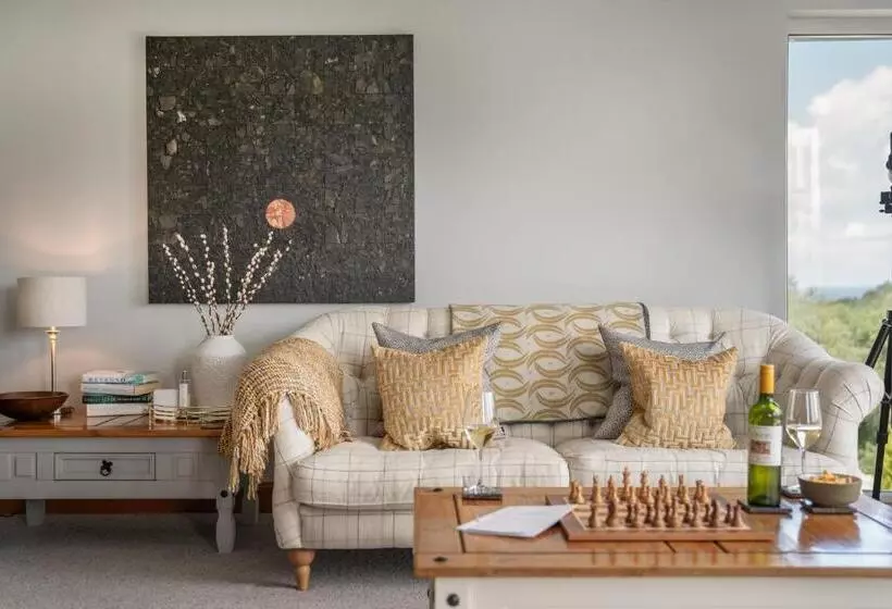 ペンション Killoran House