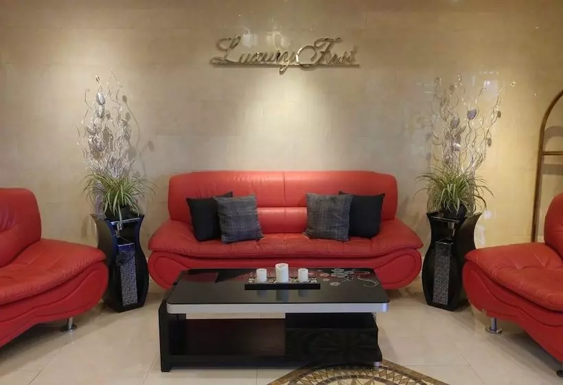 Lomakeskus Luxury First