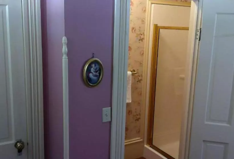 The Mays Place Bed And Breakfast