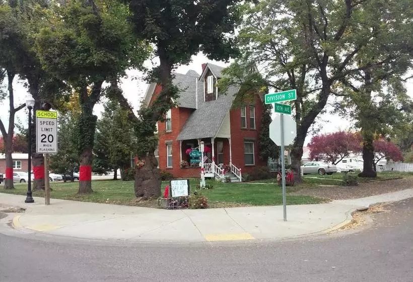 The Mays Place Bed And Breakfast