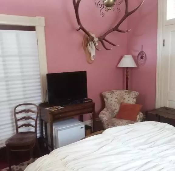 The Mays Place Bed And Breakfast