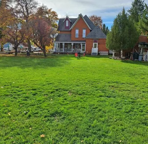 The Mays Place Bed And Breakfast