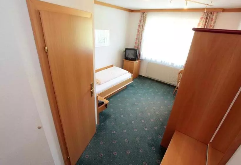 ユースホステル Gästehaus Thomahan