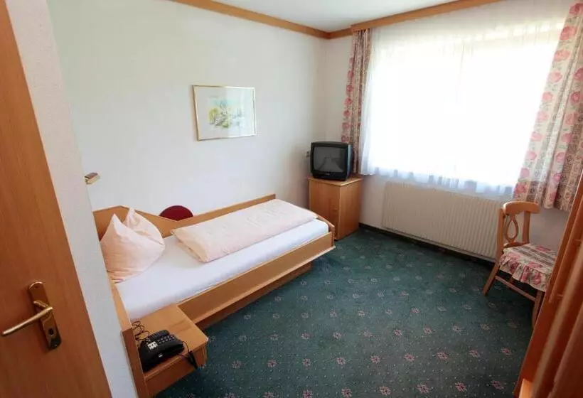 ユースホステル Gästehaus Thomahan