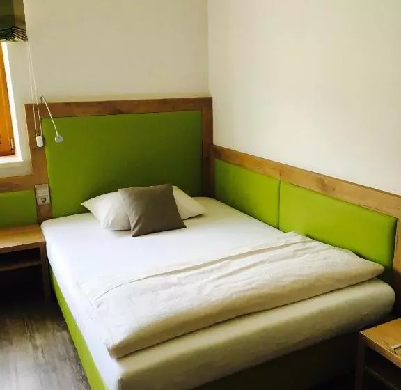 ユースホステル Gästehaus Thomahan
