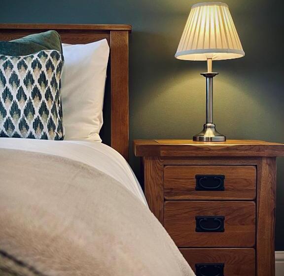 호스텔 The Crown Inn