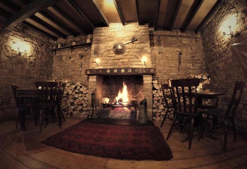 호스텔 The Crown Inn