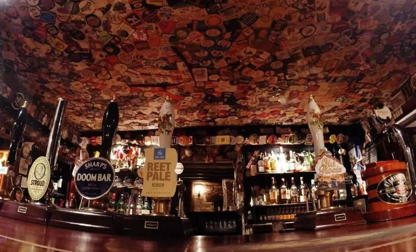 Retkeilymaja The Crown Inn