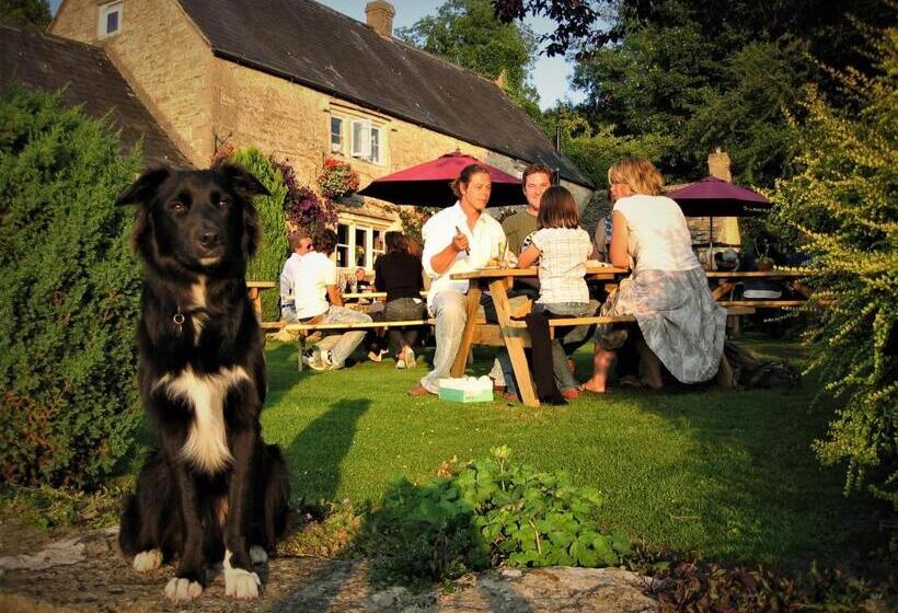 호스텔 The Crown Inn