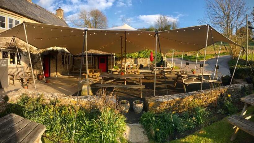 호스텔 The Crown Inn