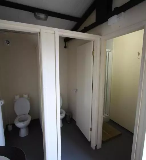 ユースホステル The White Horse Inn Bunkhouse