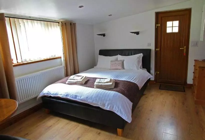 Aamiaismajoitus (B&B) Sound Of The River