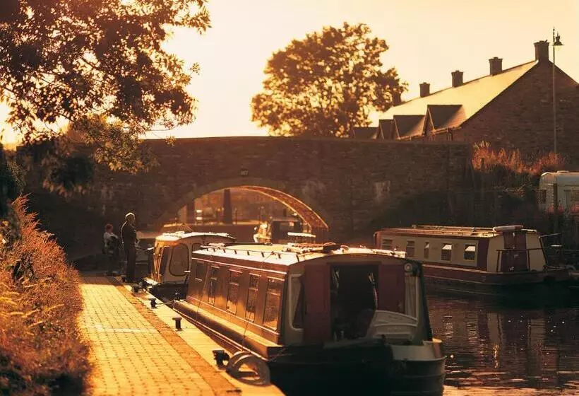 Aamiaismajoitus (B&B) Sound Of The River