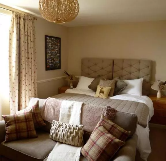 Hall Farm Bed & Breakfast