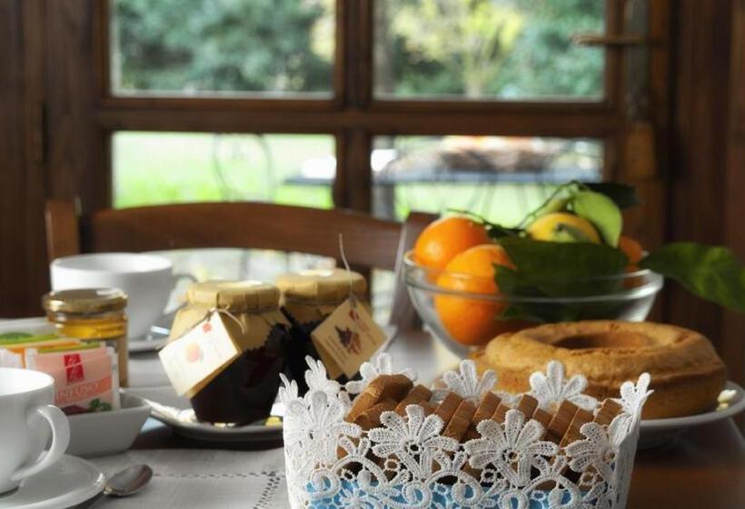 בית מלון כפרי Agriturismo Il Piaggione