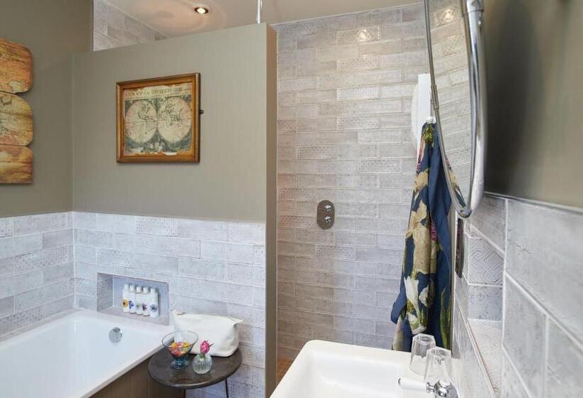 Отель Boutique Bedrooms