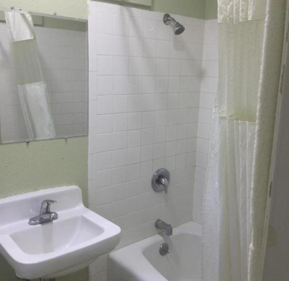 酒店 Budget Inn Laytonville