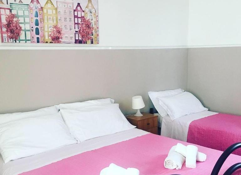 מלון כמוסות Cimalù By Lampara