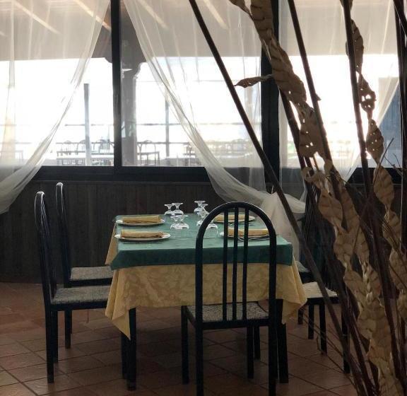 מלון כמוסות Cimalù By Lampara