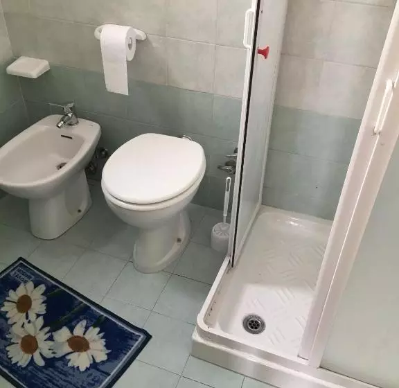 カプセルホテル Cimalù By Lampara