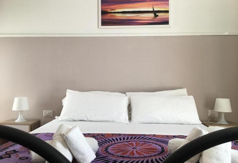 מלון כמוסות Cimalù By Lampara