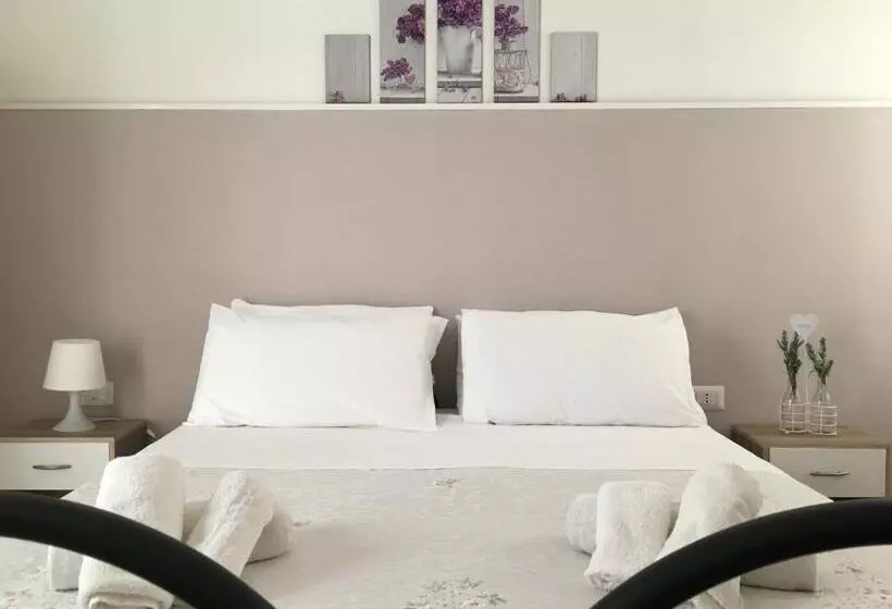 カプセルホテル Cimalù By Lampara