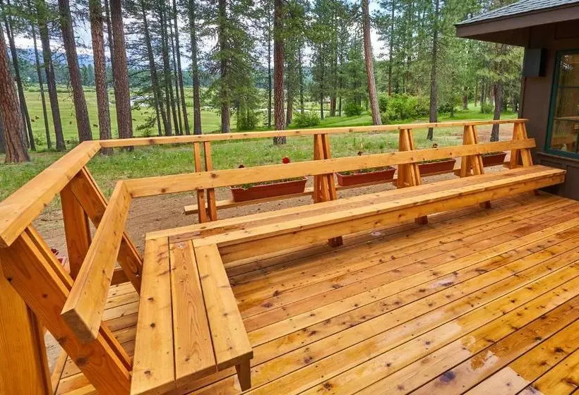 ホテル House On Metolius