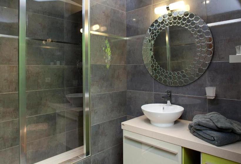 호텔 Logis La Source Bleue