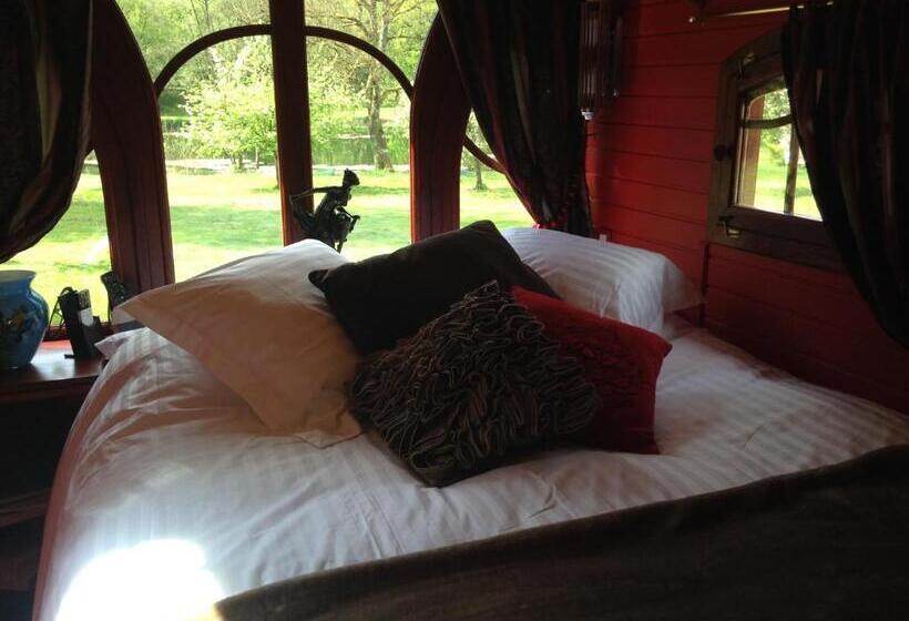 호텔 Logis La Source Bleue