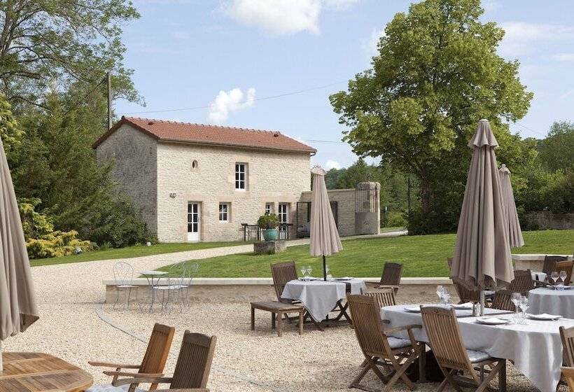 호텔 Logis La Source Bleue