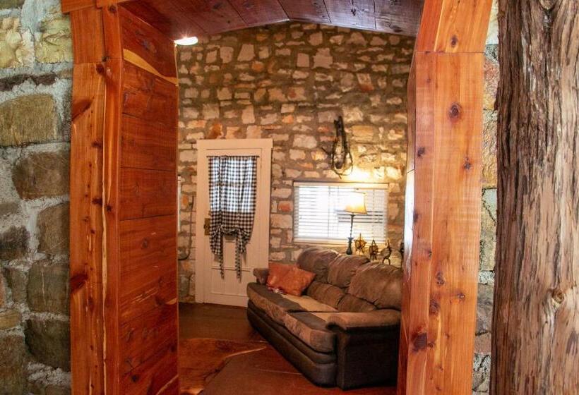 Отель Panther Valley Ranch