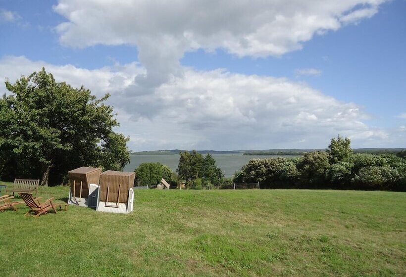 Inselhotel Kleiner Bodden