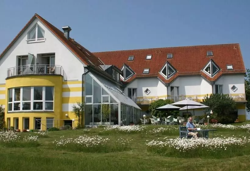 Inselhotel Kleiner Bodden