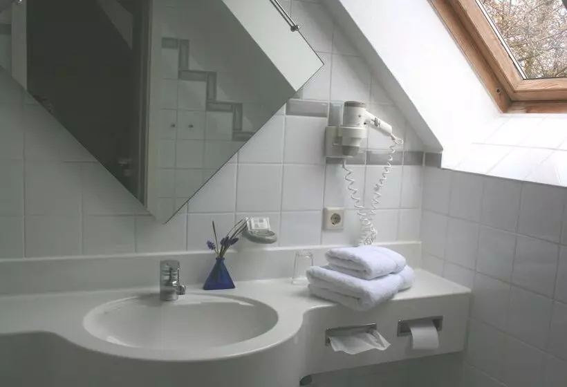 Inselhotel Kleiner Bodden