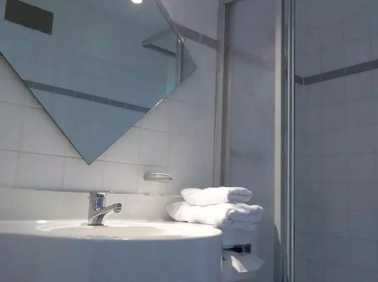 Inselhotel Kleiner Bodden