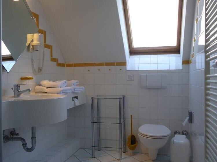 Inselhotel Kleiner Bodden