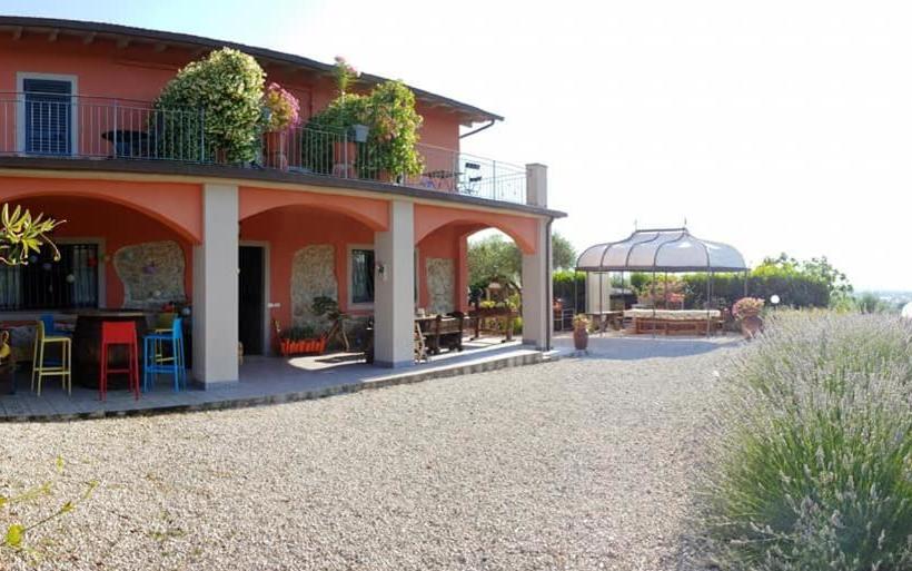 Olivia B&b And Apartment