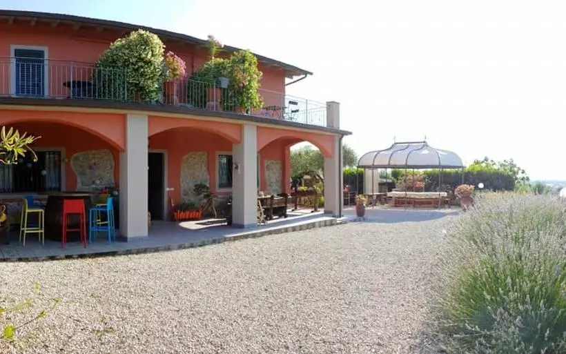 Olivia B&b And Apartment