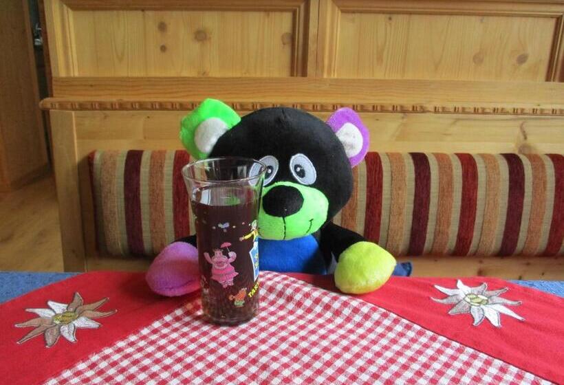 ペンション Adlerhorst