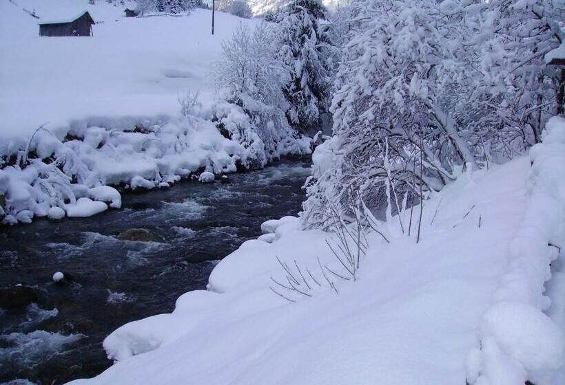 ペンション Adlerhorst