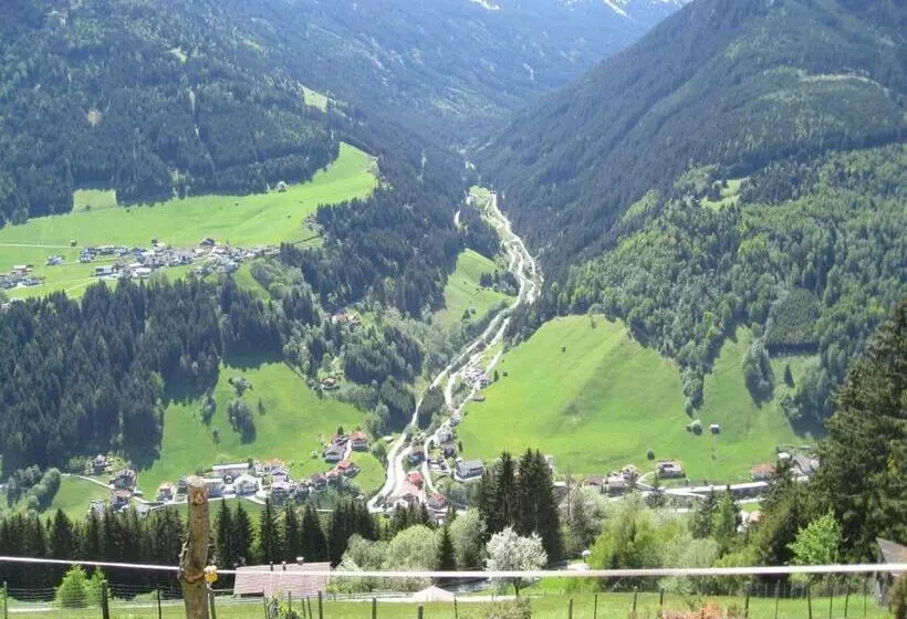 ペンション Adlerhorst