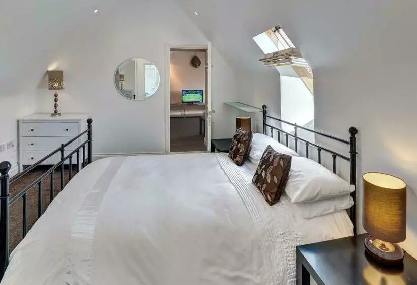 Majatalo Annapurna Guest House