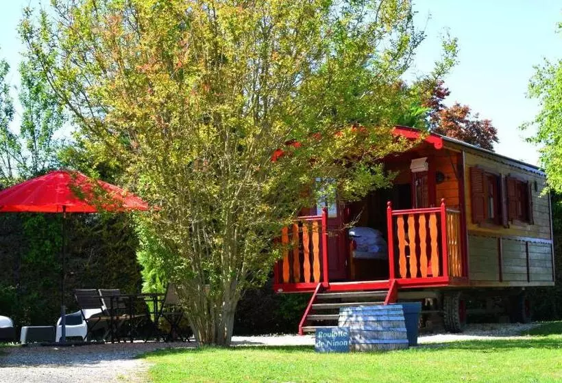 Majatalo Domaine Des Vignères