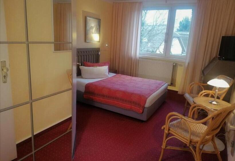 بنسيون Landhaus Martens