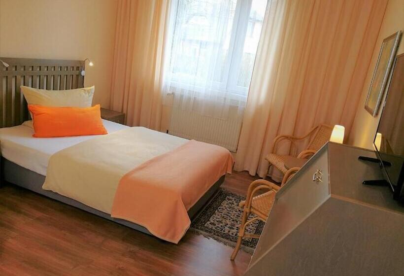 بنسيون Landhaus Martens