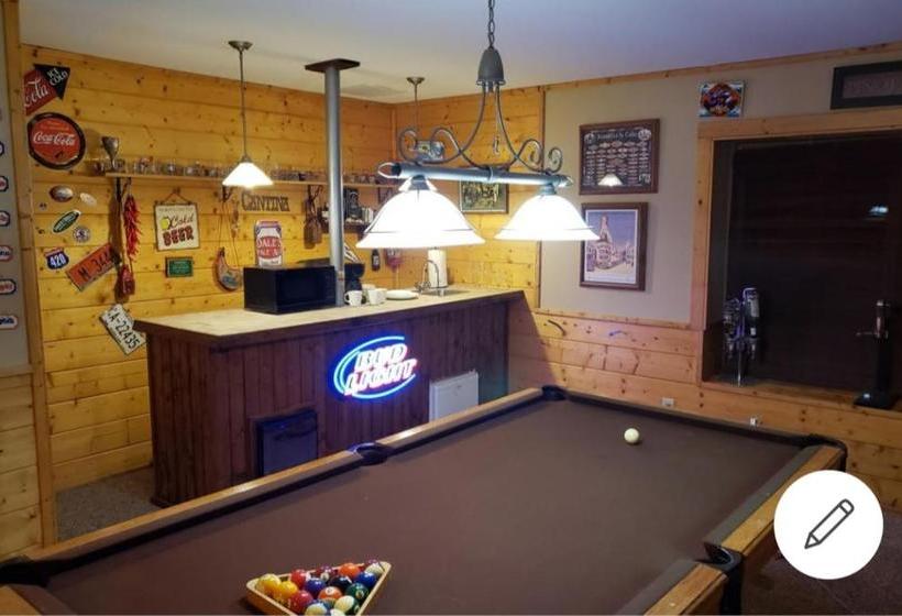 بنسيون Todd Escape