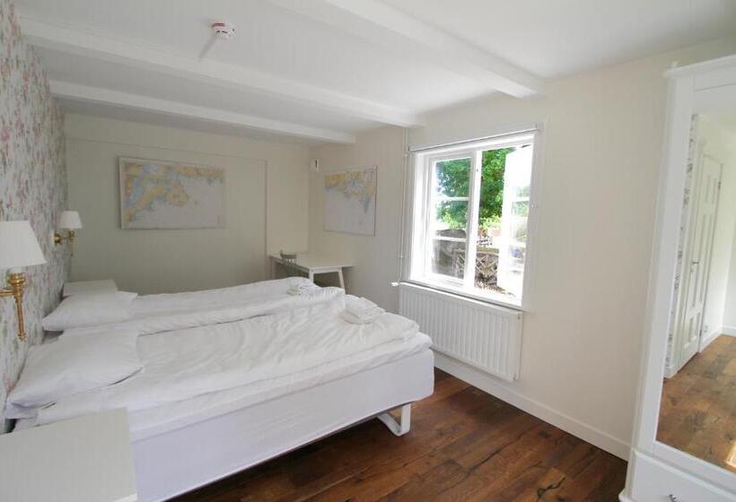 Tjärö Hotell & Vandrarhem